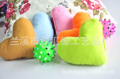 廠家直銷愛心小枕頭毛絨玩具 高品質批發與動漫游藝用品解決方案
