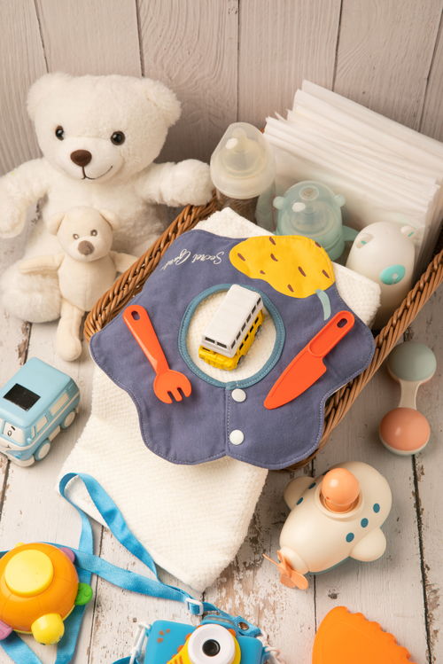 六一童趣無限 餐具玩具與動漫游藝用品的創意攝影圖集